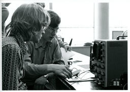 Students with an oscilloscope