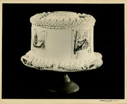 Decorated cake