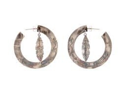 Flying eagle feather earrings (Medicine)