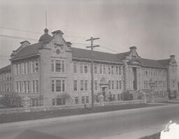 King Edward High School, 1911-12 addition