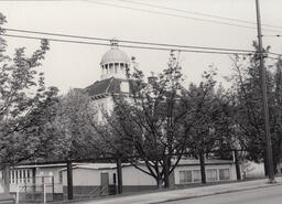 View from across Oak St