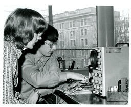Students using an oscilloscope