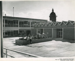 Courtyard of VVI, ca. 1963